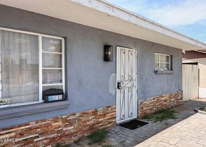 8806 N 30th Avenue - Photo 1