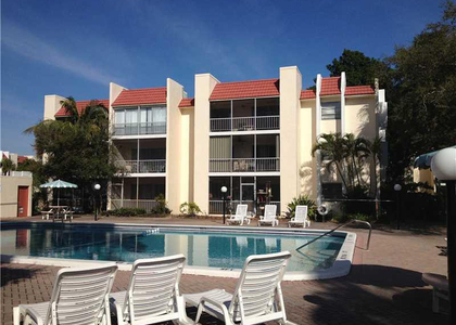 618 Nw 13th Street - Photo 1