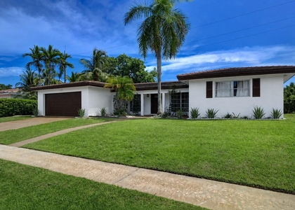 840 Sw 7th Street - Photo 1