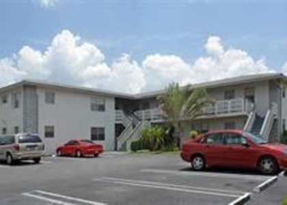 8502 Nw 35th Street - Photo 1