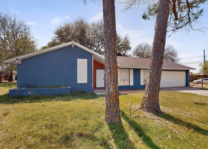 400 Casa Bello Court - Photo 1