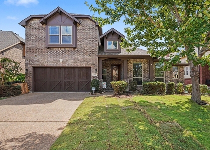 2412 Lynbridge Drive - Photo 1