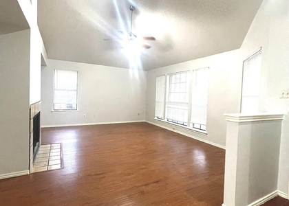1401 Marigold Drive - Photo 1