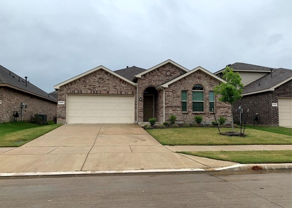 2444 Larimar Drive - Photo 1
