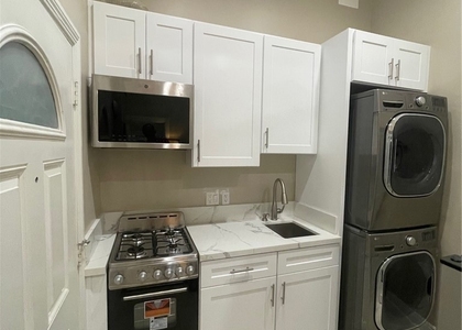 7524 Fountain Avenue - Photo 1