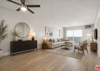 1030 N Orange Grove Avenue - Photo 1