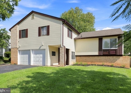 109 Biscayne Court - Photo 1