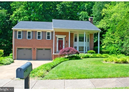 7628 Chancellor Way - Photo 1