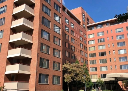1021 Arlington Boulevard - Photo 1