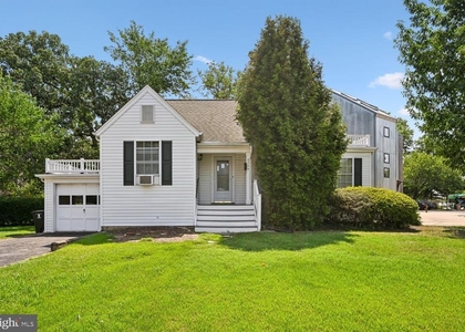2799 Washington Boulevard - Photo 1