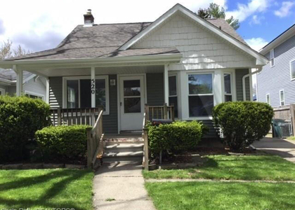 520 S Kenwood Avenue - Photo 1