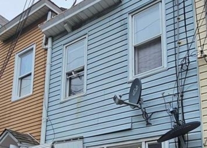 314 Hewitt Street - Photo 1