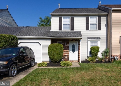 13 Hopewell Lane - Photo 1