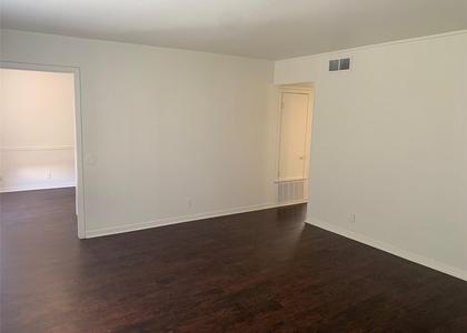 1918 Hearthstone Dr - Photo 1