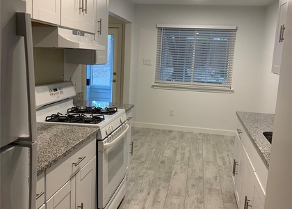 1010 Bodgers Dr - Photo 1