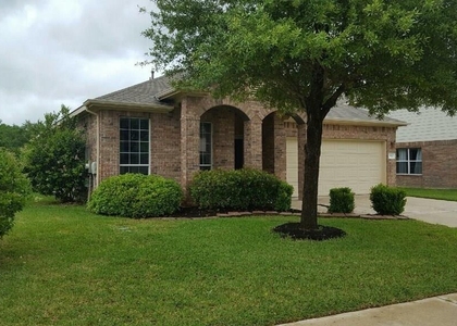 913 Brighton Pl - Photo 1