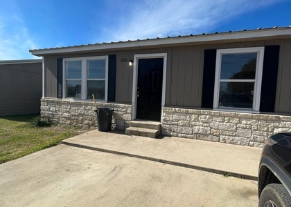 212 Aster St - Photo 1