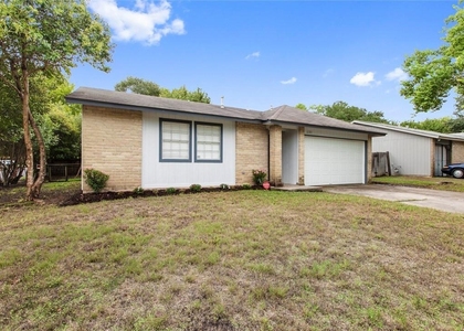 6101 Harwin Ln - Photo 1