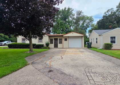 336 E Orchard Street - Photo 1