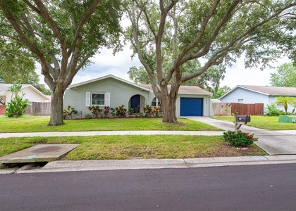 2613 Summit Street - Photo 1