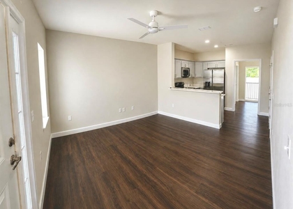 2540 Nw 2 Street - Photo 1