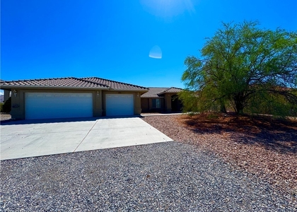 2281 S Zuni Avenue - Photo 1