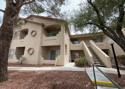 5415 W Harmon Avenue - Photo 1