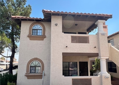 1405 Santa Margarita Street - Photo 1