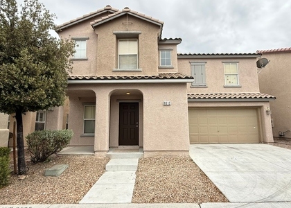 8012 Dutch Villas Street - Photo 1