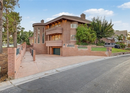 1105 Broadmoor Avenue - Photo 1