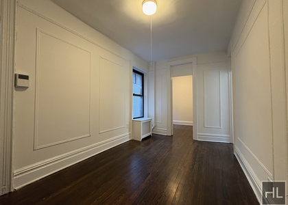 York Avenue - Photo 1