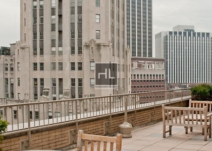 Wall Street - Photo 1