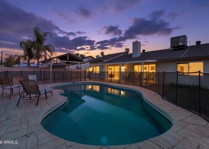 5401 E Beck Lane - Photo 1