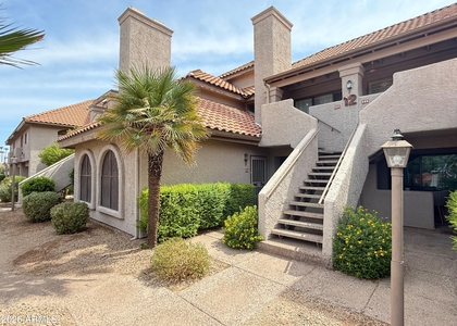 1211 N Miller Road - Photo 1
