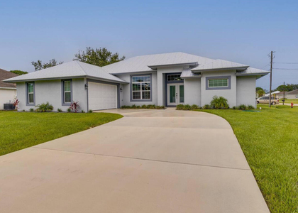 1701 Sw Cascade Road - Photo 1