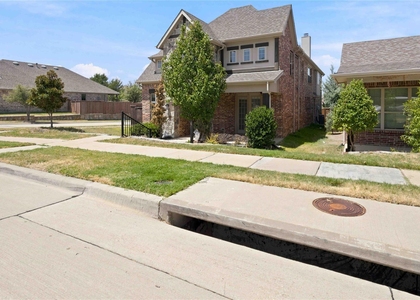 4524 Del Rey Avenue - Photo 1
