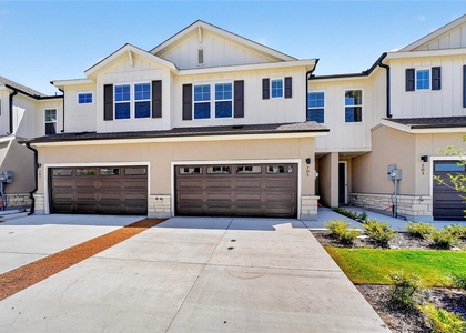205 Melody Lane - Photo 1