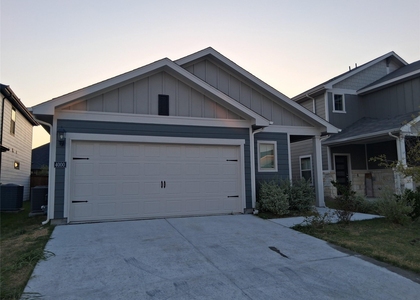 4000 Marble Falls - Photo 1