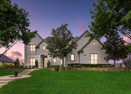 156 Stoneleigh Drive - Photo 1