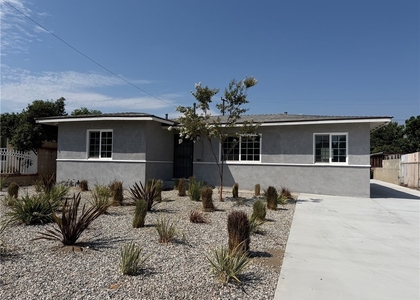 11583 Embree - Photo 1