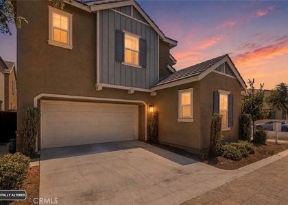 2811 E Kendall - Photo 1
