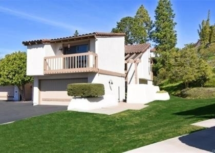 32 Seaview Drive N - Photo 1