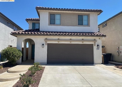 3636 Landmark Cir - Photo 1