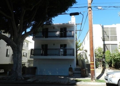 2711 Arizona Avenue - Photo 1