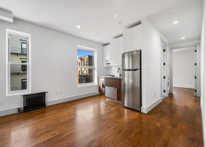 629 East 5th Street - Photo 1