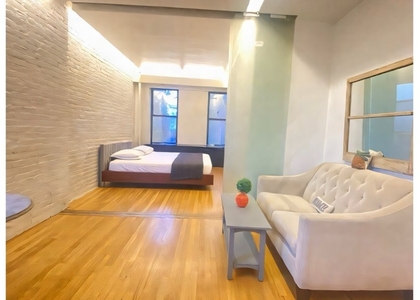 110 Thompson Street - Photo 1
