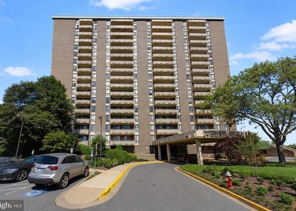 1800 Old Meadow Road - Photo 1