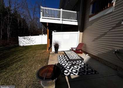264 Sage Circle - Photo 1