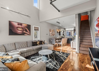 1124 N American Street - Photo 1