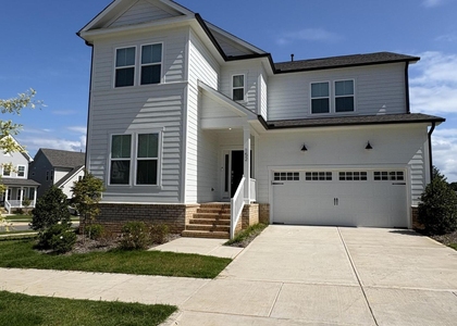 152 Highpointe Drive - Photo 1